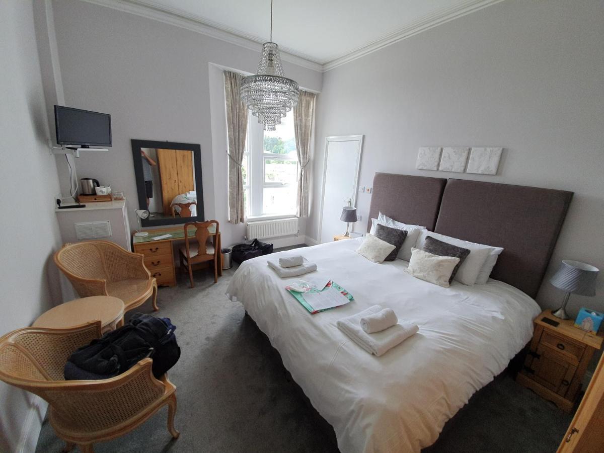 Heathcliff House B&B Exclusively For Adults Free Large Carpark Torquay Ngoại thất bức ảnh