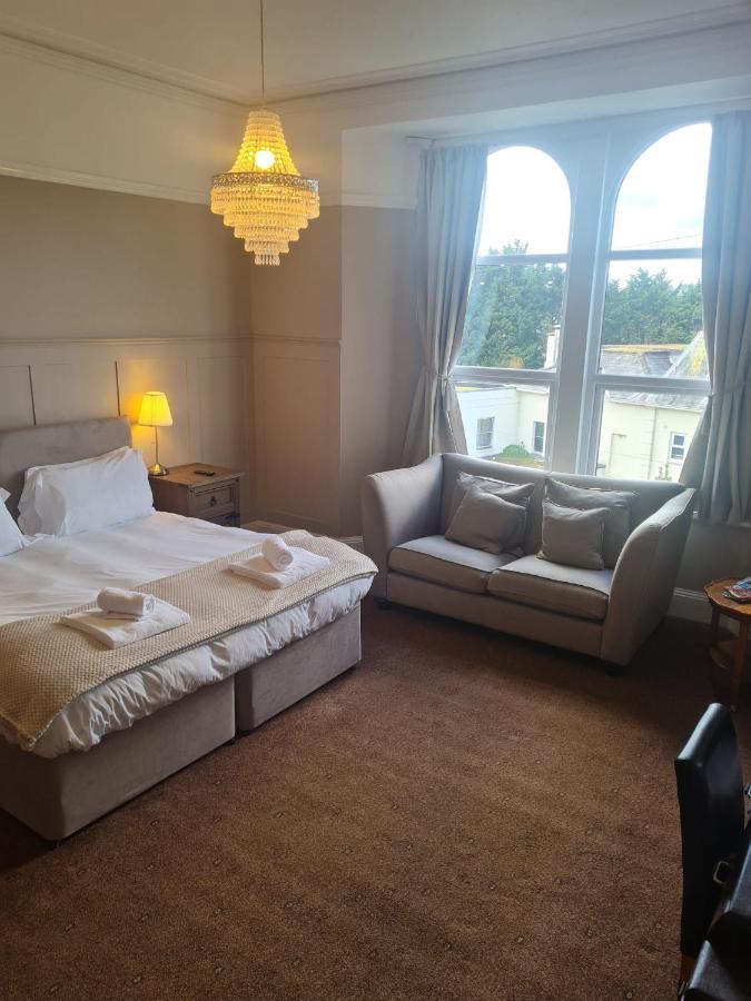 Heathcliff House B&B Exclusively For Adults Free Large Carpark Torquay Ngoại thất bức ảnh
