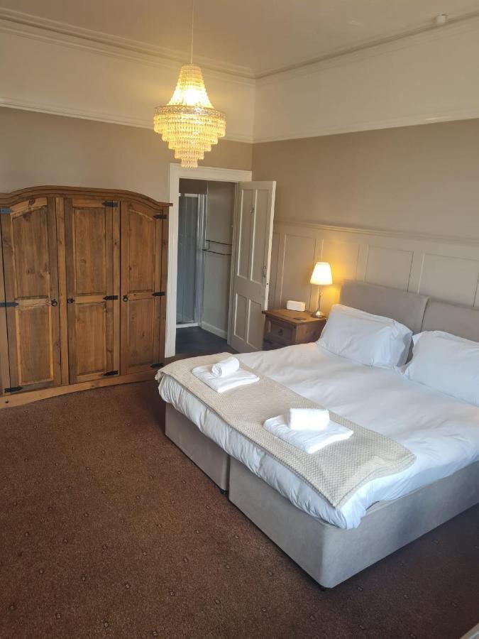 Heathcliff House B&B Exclusively For Adults Free Large Carpark Torquay Ngoại thất bức ảnh