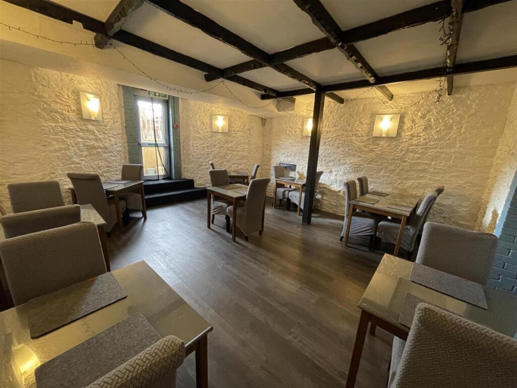Heathcliff House B&B Exclusively For Adults Free Large Carpark Torquay Ngoại thất bức ảnh